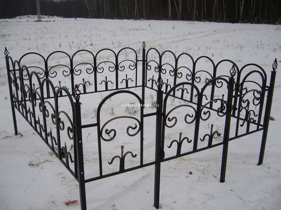 Ограда на могилу 