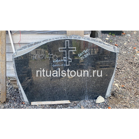 Горизонтальный памятник из корки с крестом Горизонтальный памятник из корки с крестом